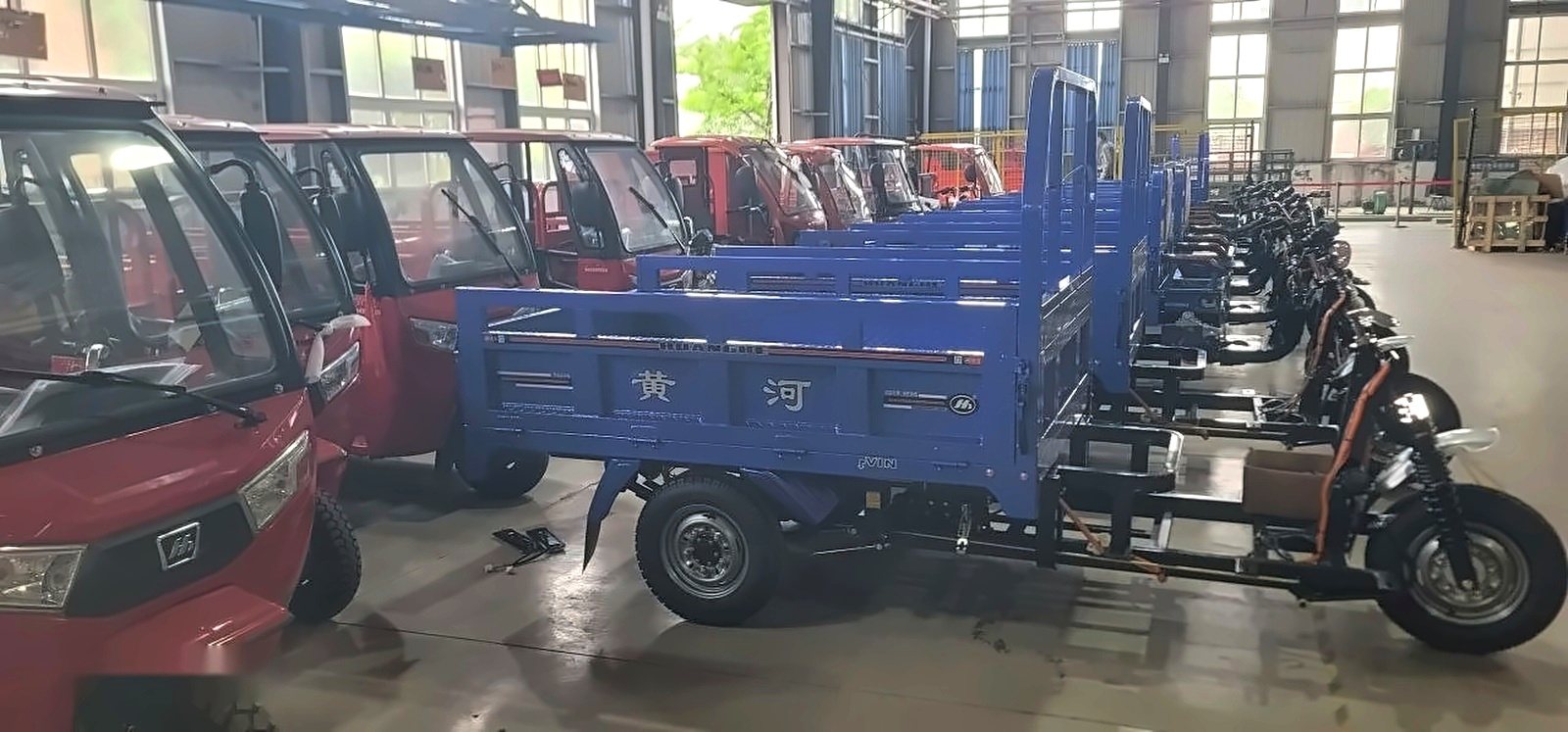 Jara electric three-wheelers